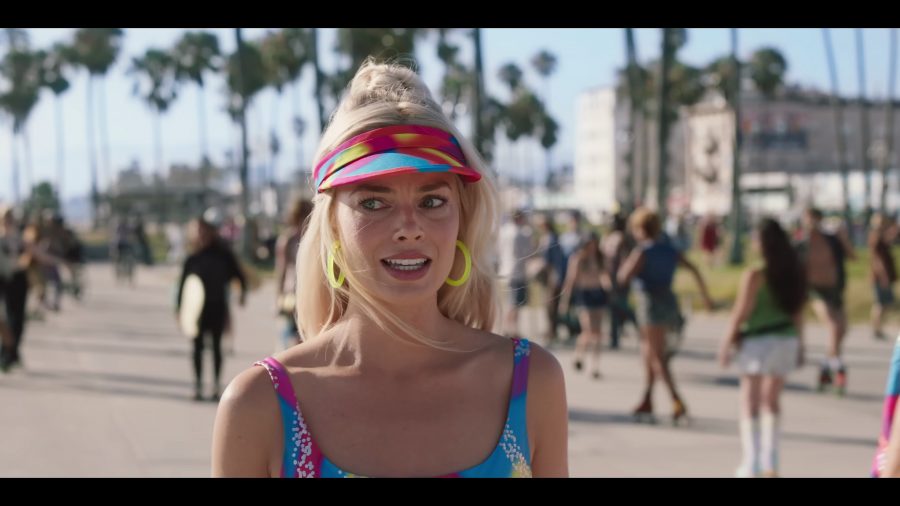 neon hoop earrings - Margot Robbie) - Barbie (2023) Movie