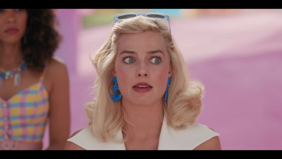 anchor blue earrings - Margot Robbie) - Barbie (2023) Movie