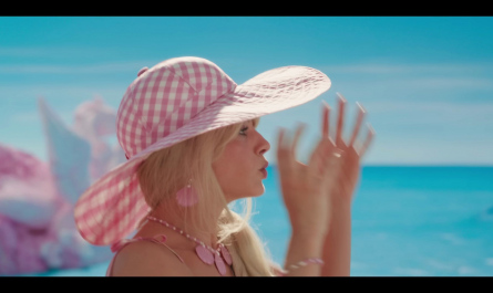 Pink Gingham Sun Hat Worn by Actress Margot Robbie Outfit Barbie (2023) Movie