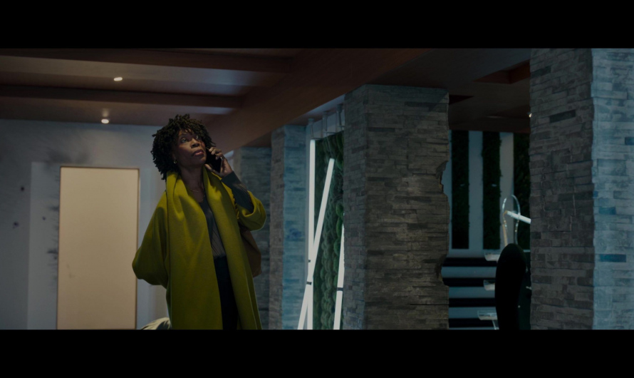 Lime Long Wool Coat Worn by Charlayne Woodard as Varra / Priscilla Davis