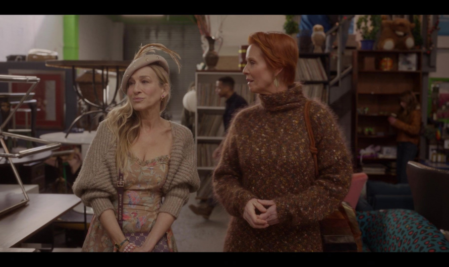 Turtleneck Knit Sweater Worn by Cynthia Nixon as Miranda Hobbes