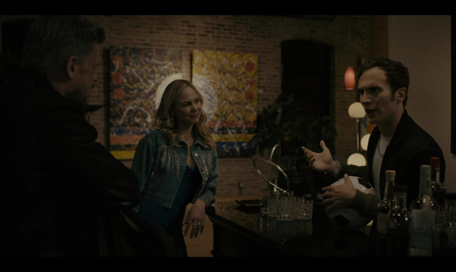Fringe Trim Drop Shoulder Crop Jacket of Adelaide Clemens as Sandy