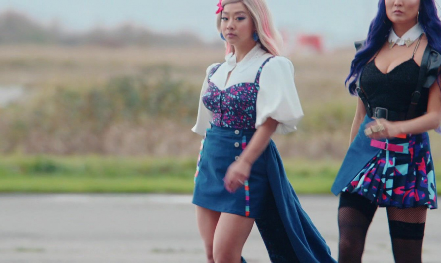 Blue Mini Skirt of Stephanie Hsu