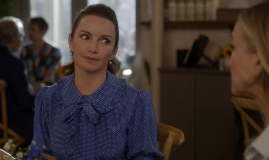 Blue Polka Dot Blouse of Kristin Davis as Charlotte York Goldenblatt