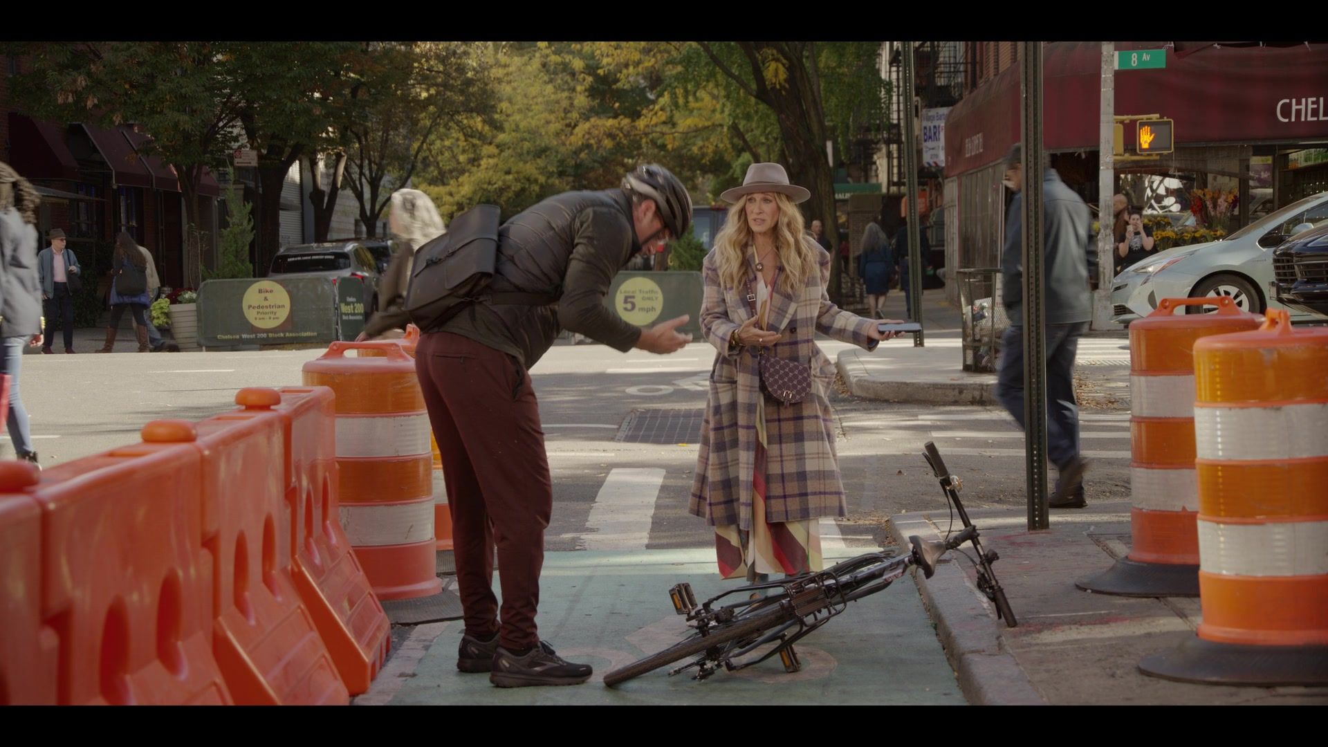 Long Plaid Coat of Sarah Jessica Parker as Carrie Bradshaw