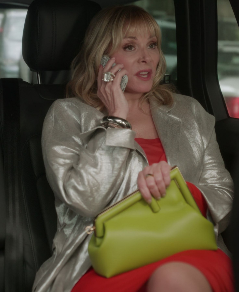 green leather handbag - Kim Cattrall (Samantha Jones) - And Just Like That... TV Show