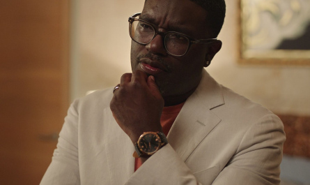 Wrist Watch of Lil Rel Howery as Marcus Outfit Vacation Friends 2 (2023) Movie