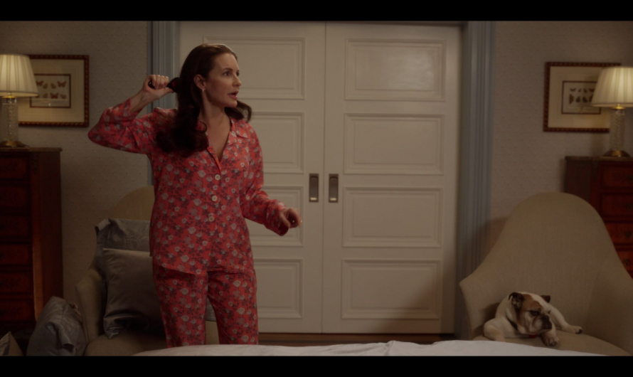 Floral Print Pajama Night Suit of Kristin Davis as Charlotte York Goldenblatt
