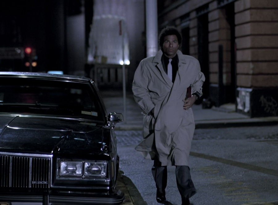 trench coat - Philip Michael Thomas (Detective Ricardo "Rico" Tubbs) - Miami Vice TV Show