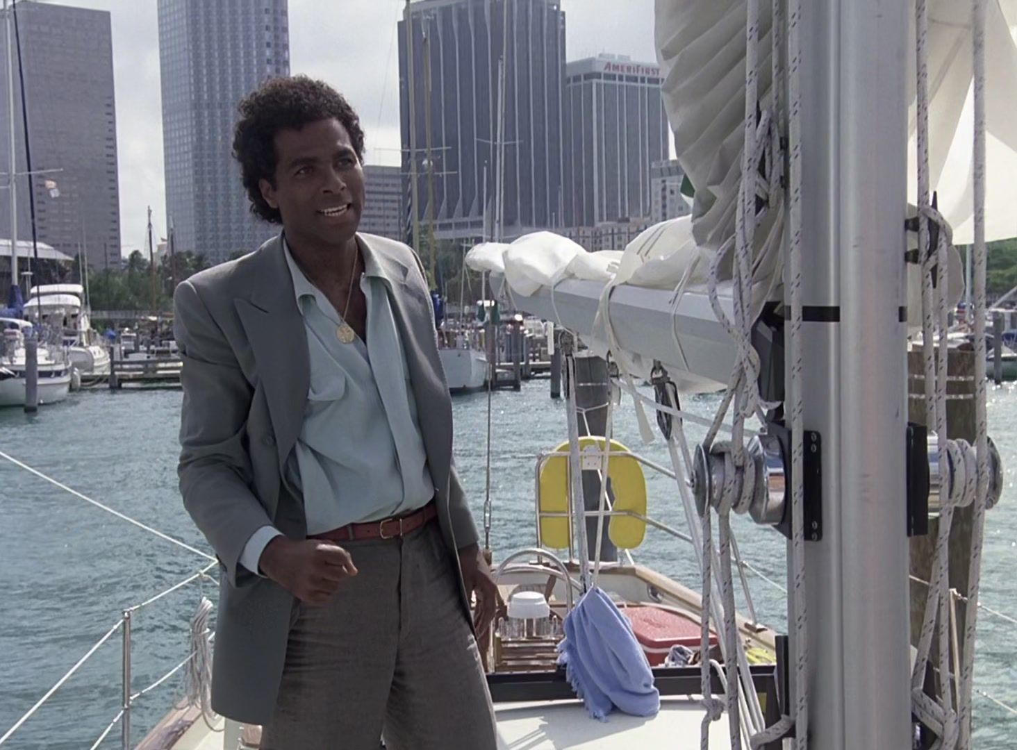2386 Miami Vice Season 1 Episode 1 and 2 Timecode H00M39S45