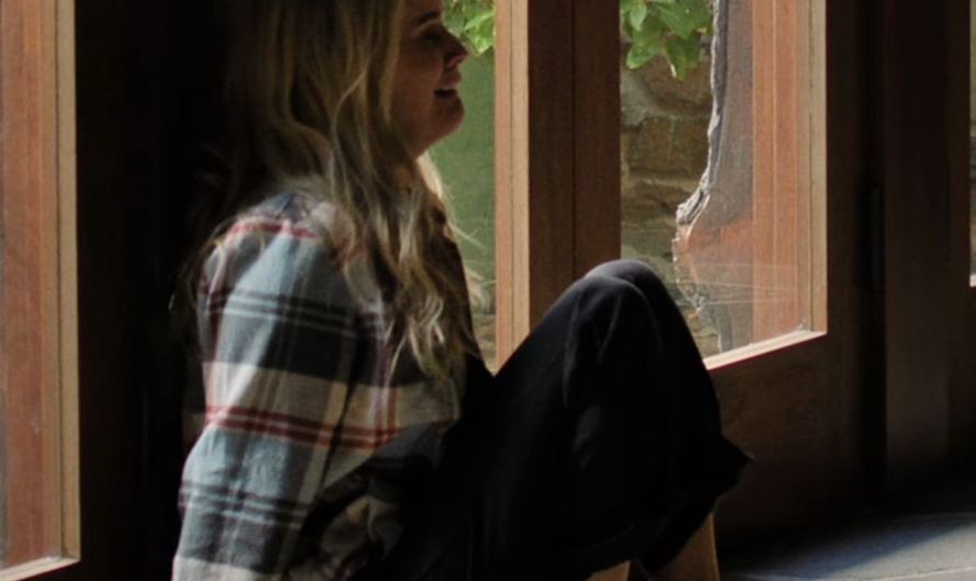 White/Grey Sneakers of Reese Witherspoon as Bradley Jackson