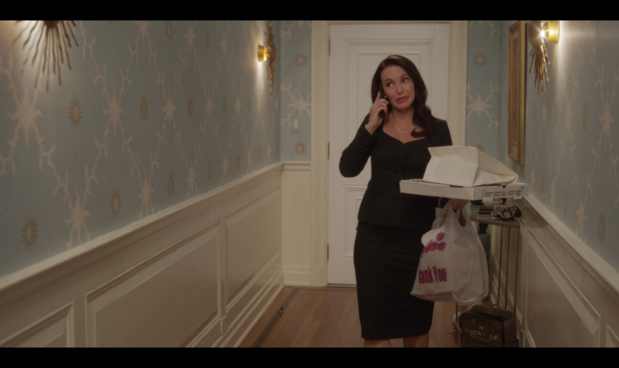 Striped Jacket and Skirt Suit of Kristin Davis as Charlotte York Goldenblatt