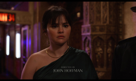 Gold Plated Snake Chain of Selena Gomez as Mabel Mora Outfit Only Murders in the Building TV Show