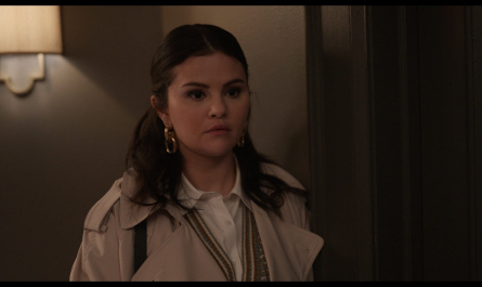 Gold Chain Link Earrings of Selena Gomez as Mabel Mora Outfit Only Murders in the Building TV Show