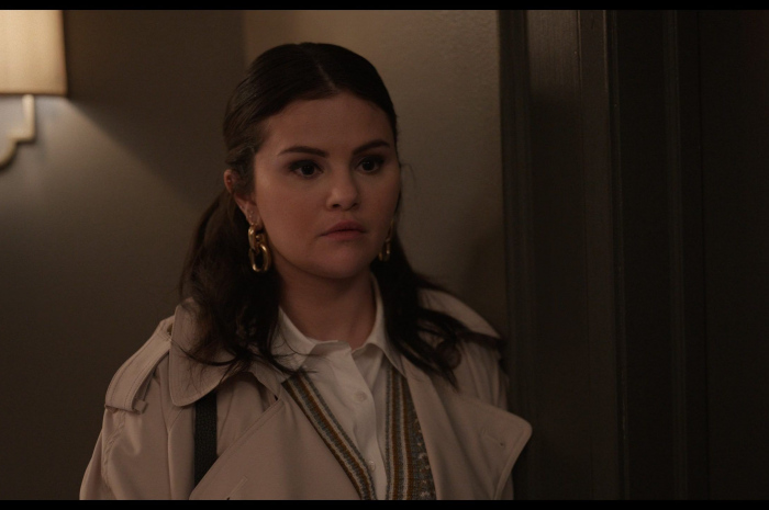 Gold Chain Link Earrings of Selena Gomez as Mabel Mora Outfit Only Murders in the Building TV Show