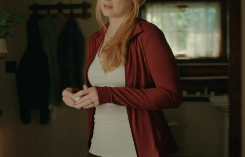 Red Sports Jacket of Alexandra Breckenridge as Mel Monroe