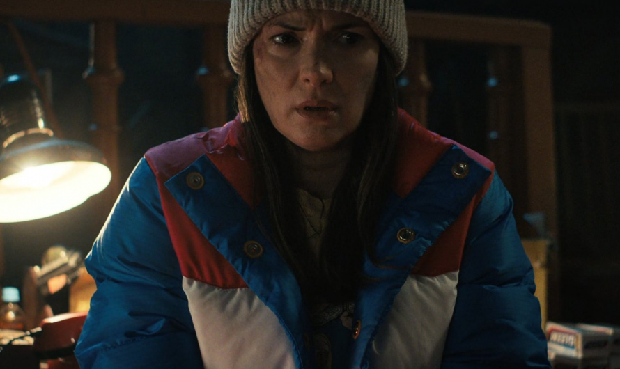 Grey Beanie of Winona Ryder as Joyce Byers