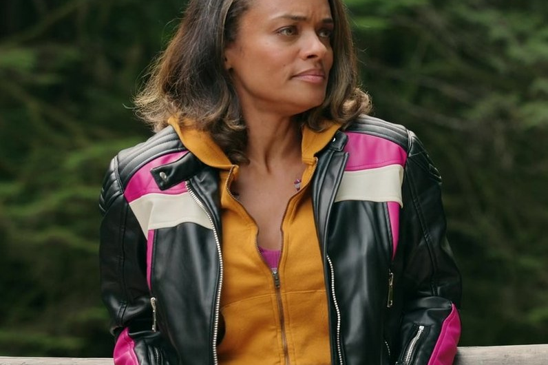 Faux Leather Biker Jacket of Kandyse McClure as Kaia