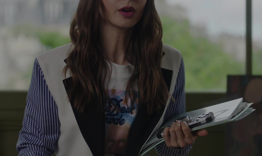 Reversible Blazer With Contrasted Sleeves Worn by Lily Collins as Emily Cooper