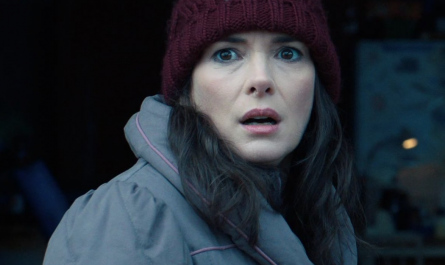 Knitted Hat of Winona Ryder as Joyce Byers Outfit Stranger Things TV Show