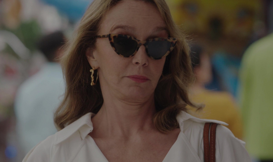 Tortoiseshell Cat Eye Sunglasses of Philippine Leroy-Beaulieu as Sylvie