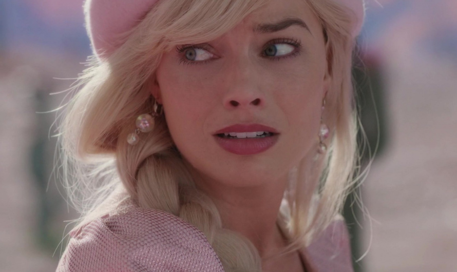 Pink Beret Worn by Margot Robbie