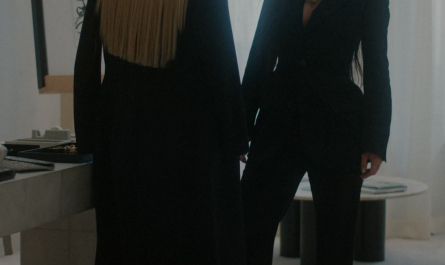 Grey High Heel Pumps of Emma Roberts as Anna Victoria Alcott Outfit American Horror Story TV Show