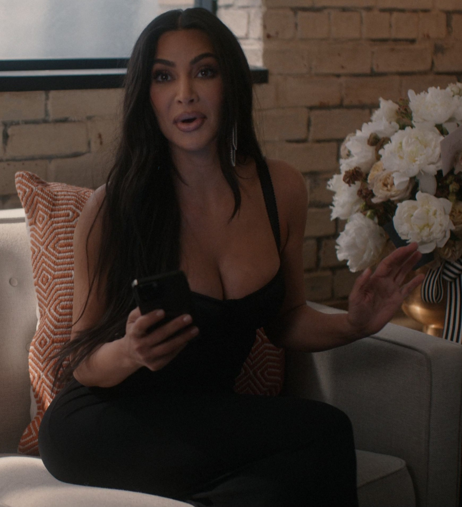 Black Midi Dress of Kim Kardashian as Siobhan Corbyn