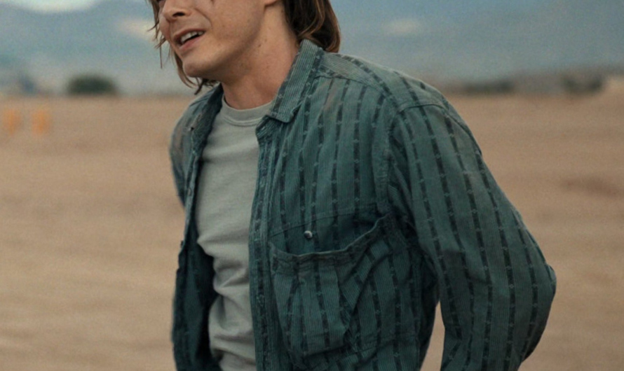 Mint Green Long Sleeve Shirt of Charlie Heaton as Jonathan Byers