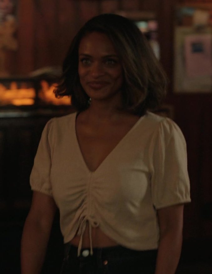 Solid Drawstring V-Neck Crop Top of Kandyse McClure as Kaia