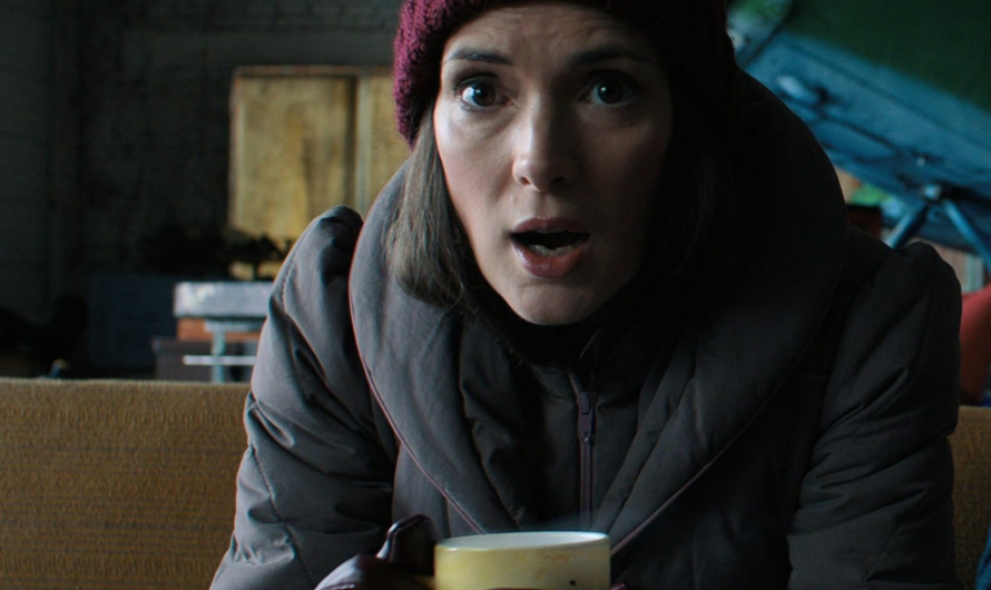 Leather Gloves of Winona Ryder as Joyce Byers