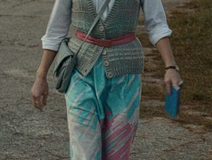 Multicolor Knee Length Skirt of Natalia Dyer as Nancy Wheeler