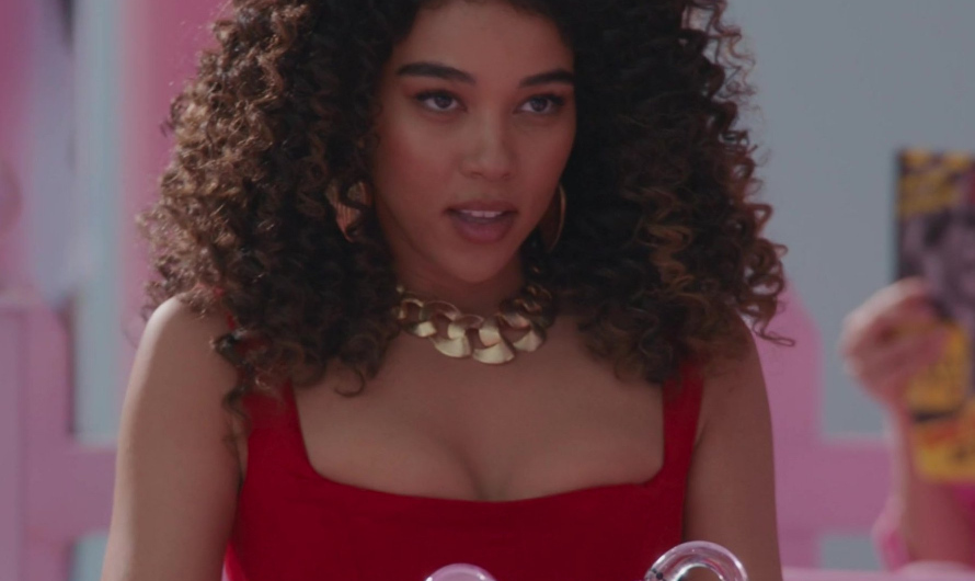 Vintage Heart-Shaped White Frame Sunglasses Worn by Alexandra Shipp
