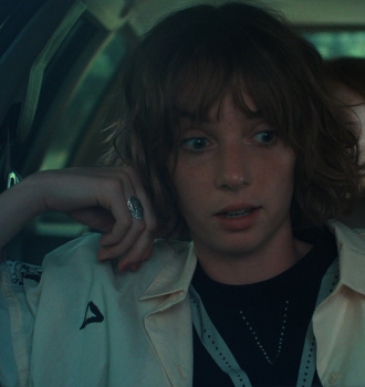 Silver Ring of Maya Hawke as Robin Buckley Outfit Stranger Things TV Show