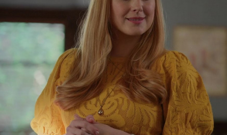 Yellow Floarl Motif Crew Neck Short Puff Sleeved Mid-Weight Knit Jacquard Top of Sarah Dugdale as Lizzie Outfit Virgin River TV Show