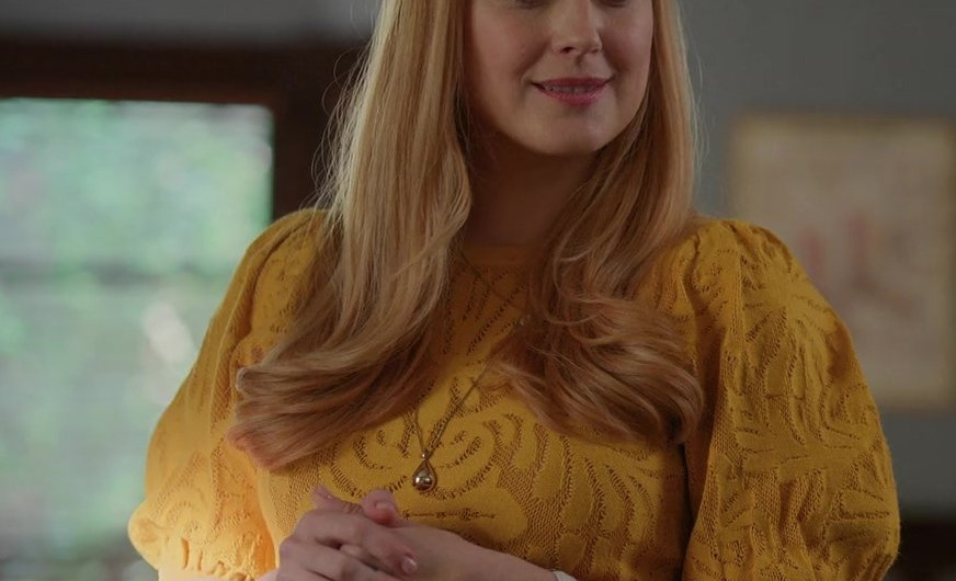 Yellow Floarl Motif Crew Neck Short Puff Sleeved Mid-Weight Knit Jacquard Top of Sarah Dugdale as Lizzie