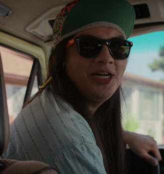 Two-Toned Frame Sunglasses of Eduardo Franco as Argyle Outfit Stranger Things TV Show