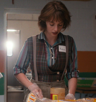 Plaid Vest of Maya Hawke as Robin Buckley Outfit Stranger Things TV Show