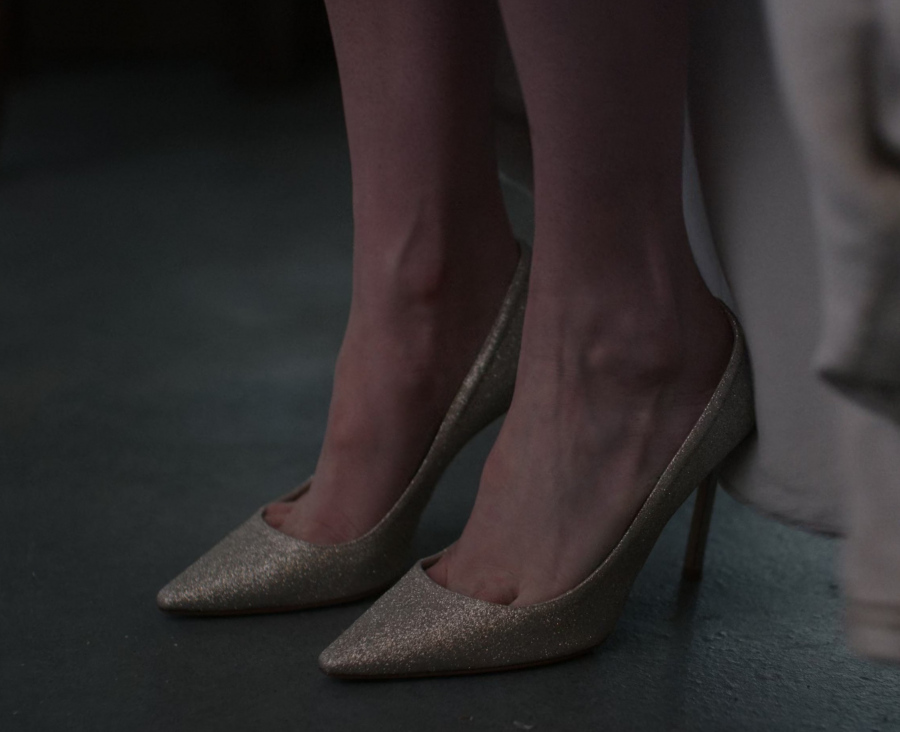 Glitter Sequined High Heel Pumps of Emma Roberts as Anna Victoria Alcott