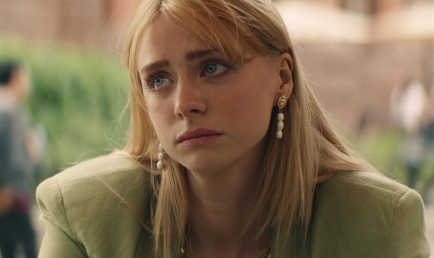 Pearl Drop Gold Earrings of Maddie Phillips as Cate Dunlap