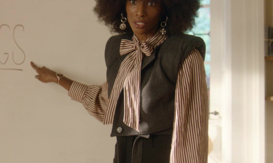 Charcoal Gray Sleeveless Vest of Zainab Johnson as Aleesha