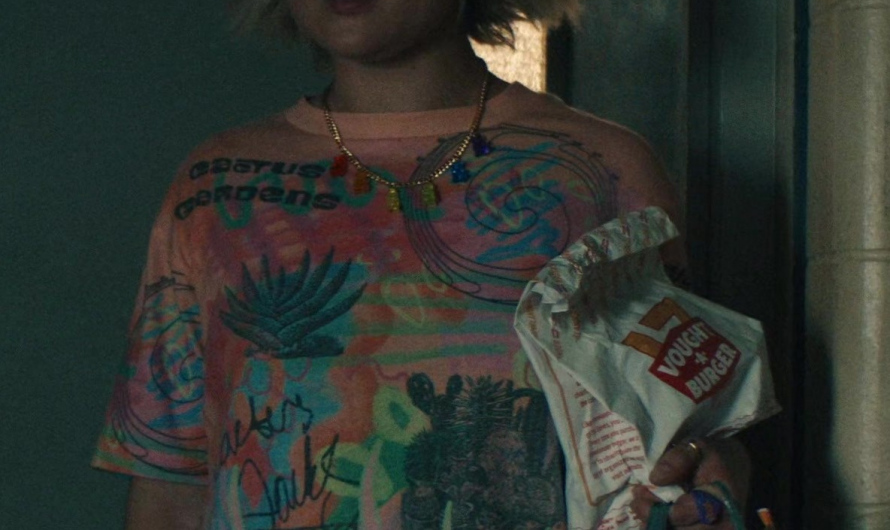 Cactus Gardens Print Pink Tee of Lizze Broadway as Emma Meyer