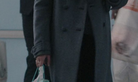 #1816 Wardrobe Item – American Horror Story – Delicate – Season 12 Episode 4 – Vanishing Twin (2023) (Timecode – H00M30S15)