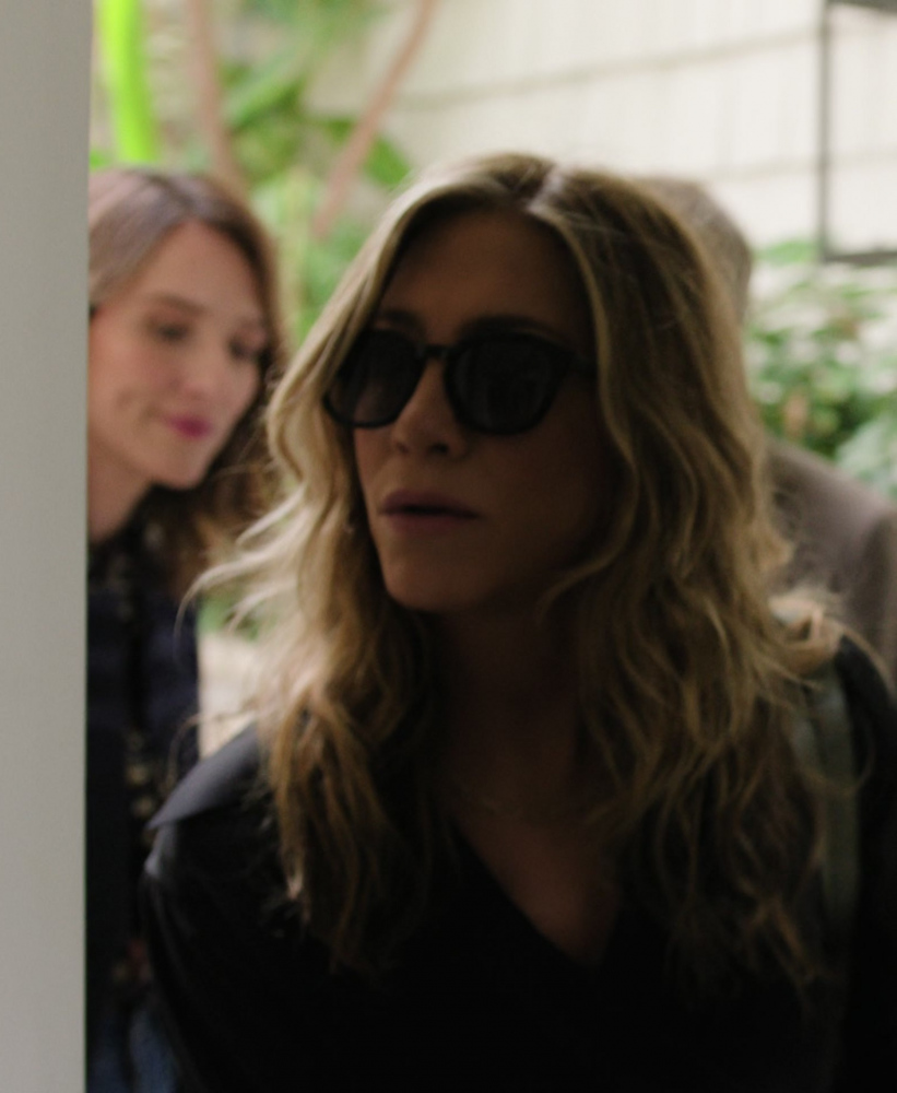 black frame sunglasses - Jennifer Aniston (Alexandra "Alex" Levy) - The Morning Show TV Show
