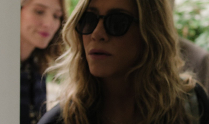 Black Frame Sunglasses of Jennifer Aniston as Alexandra “Alex” Levy