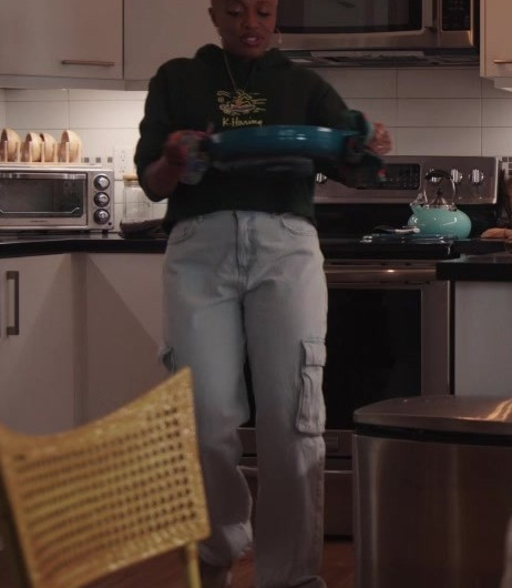 Light Wash Cargo Jeans Worn by Travina Springer as Kylie
