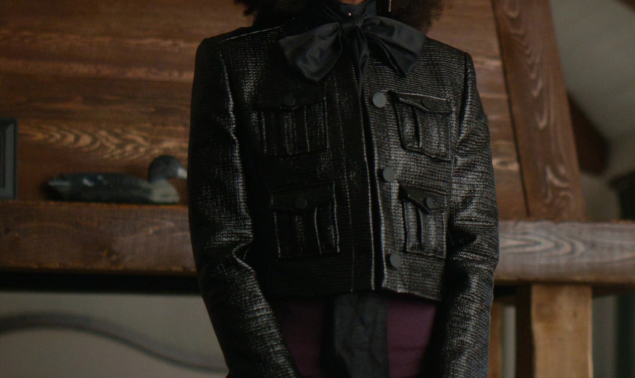 Collarless Cropped Pocket Detail Black Jacket of Zainab Johnson as Aleesha