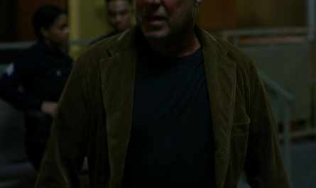 #454 Wardrobe Item – Bosch – Legacy Season 2 Episode 1 (Timecode – H00M07S33)