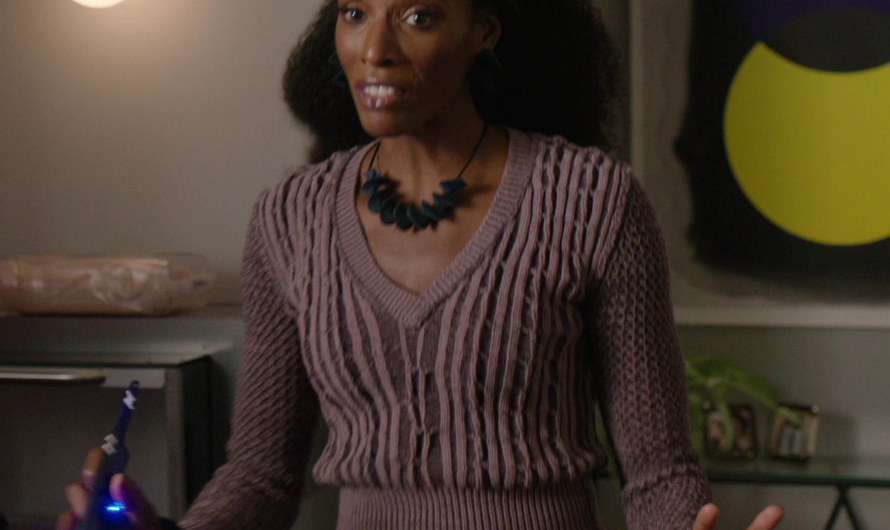 Cable Knit V-Neck Sweater of Zainab Johnson as Aleesha