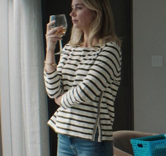 Striped Long Sleeve Top of Emily Blunt as Liza Drake